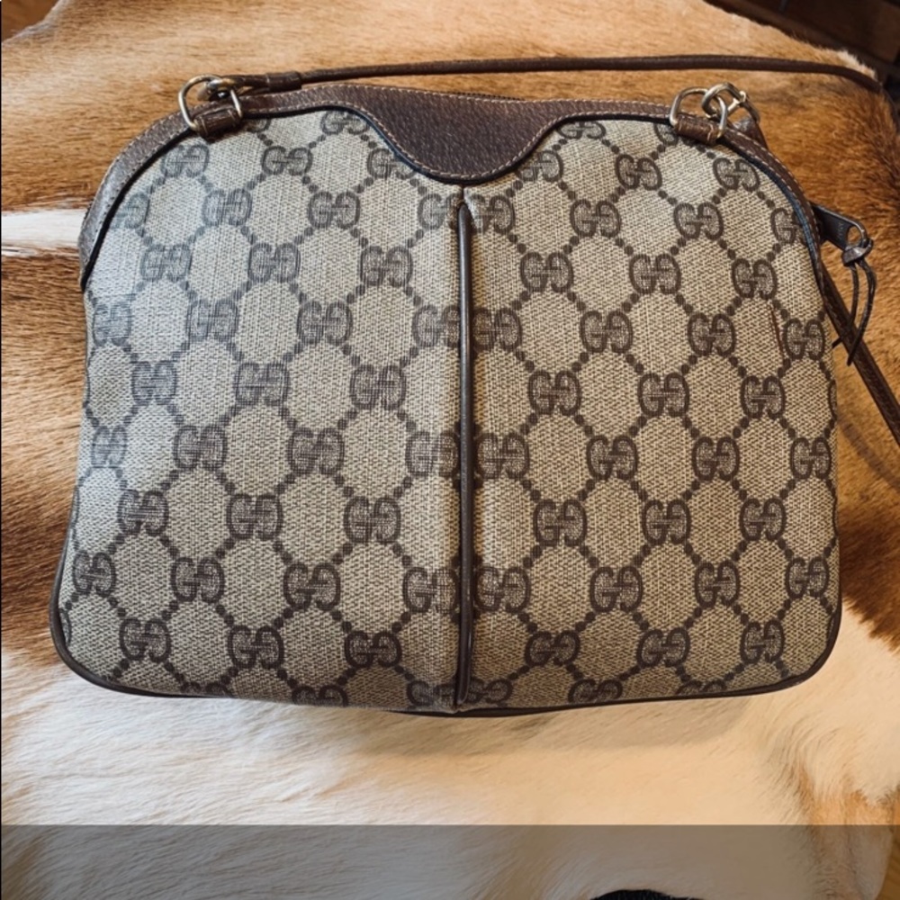 ❌❌SOLD ❌❌✳️GUCCI RARE GORG CROSSBODY EUC ✳️ - Picture 7 of 7